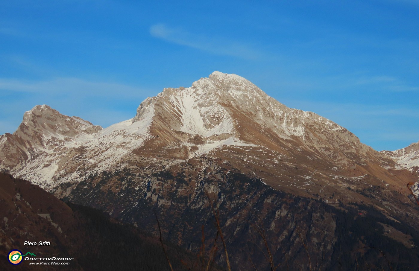 32 Pizzo Arera e Corna Piana.JPG